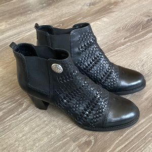 Brighton ankle boot
